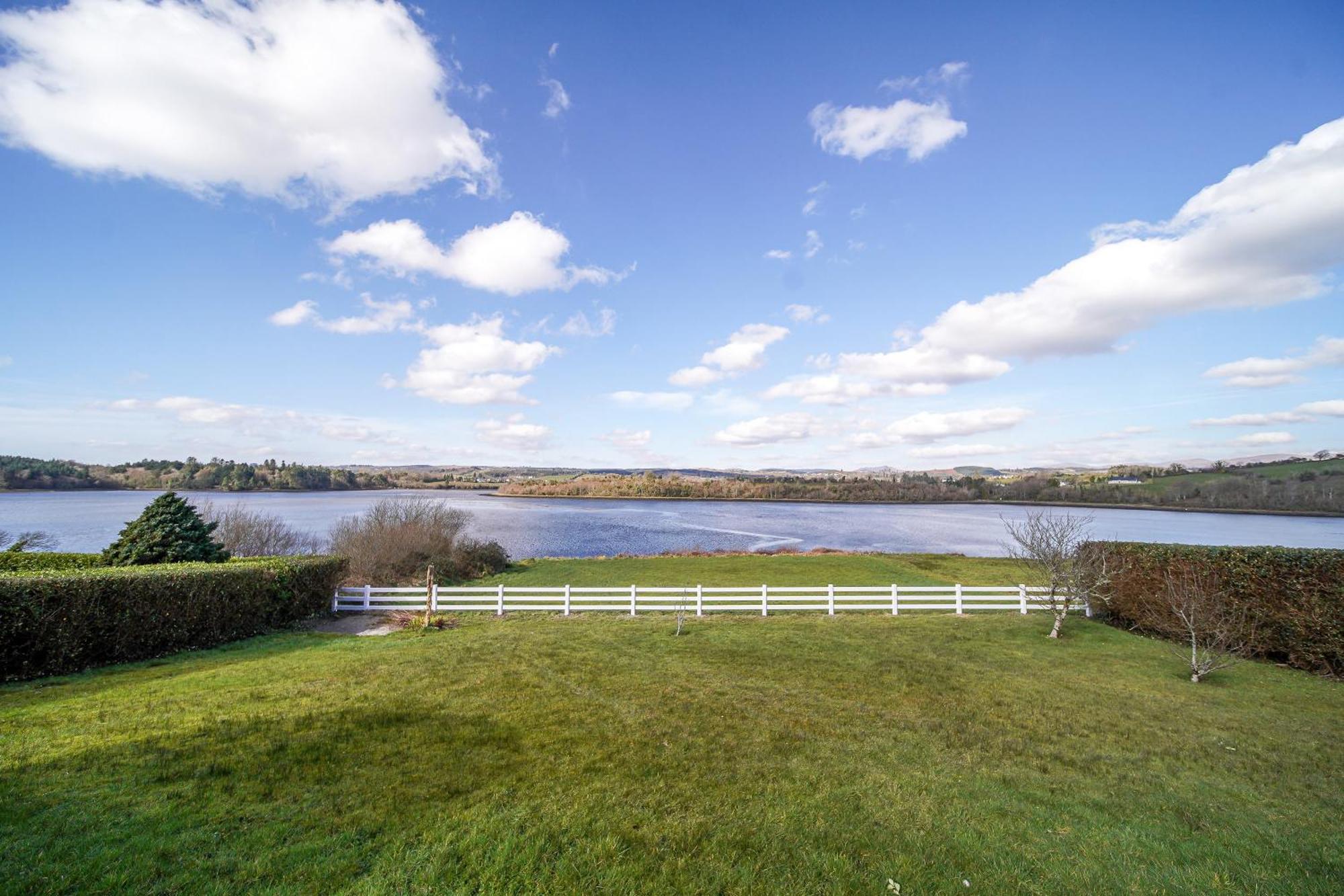 Edgewater Villa Donegal Town Exterior foto